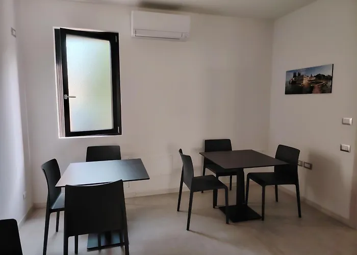 فندق مبيت وإفطار El Rocol 3*